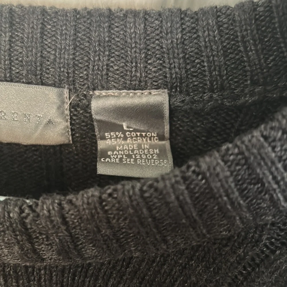 Dark gray long sleeve sweater